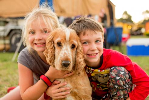 BIG4 Traralgon Park Lane Holiday Park - Powered Site - Kids with Dog