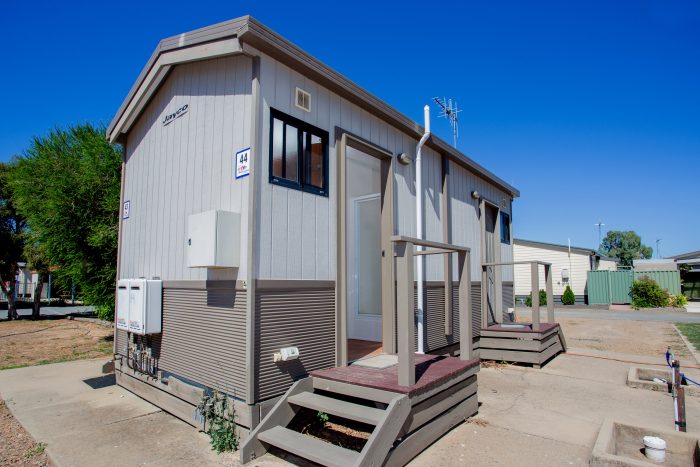 CABIN Ensuite 877 scaled