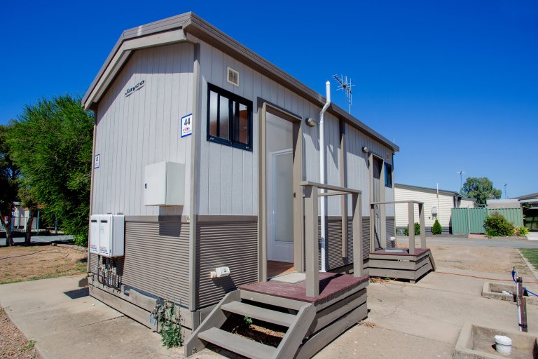 CABIN Ensuite 877 scaled