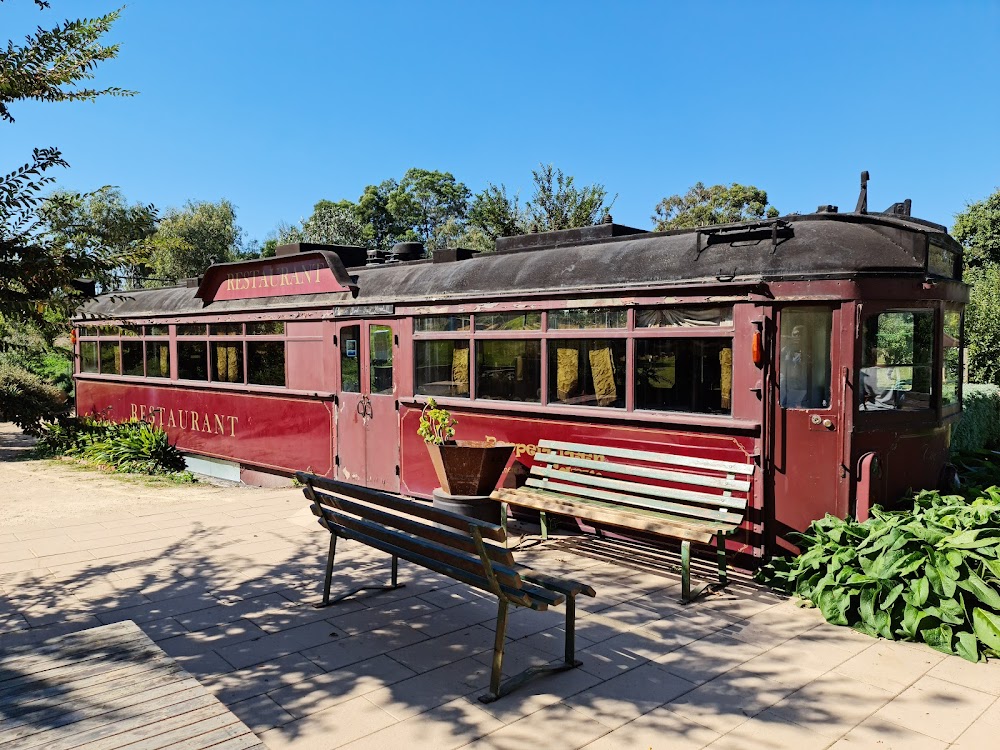 Bendigo Peppergreen Farm