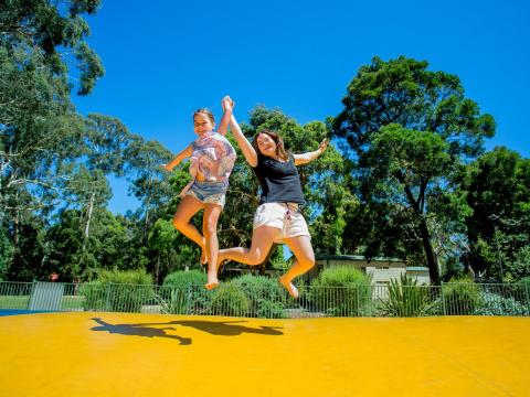 BIG4 Yarra Valley Park Lane Holiday Park - Jumping Cushion - Kids Jumping