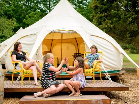 BIG4 Yarra Valley Park Lane Holiday Park - Glamping - Family Belle Tent - Games